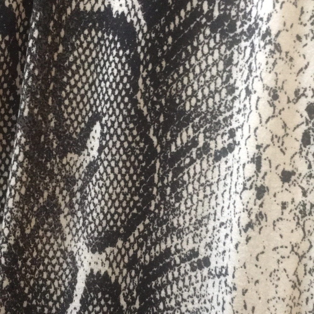 Goddess snakeskin jet black combo pants - Picture 10 of 13